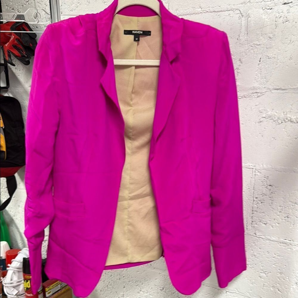 Naven Pink Blazer Modern Tailored Suit Jacket - Size Medium - Like NEW - Neon